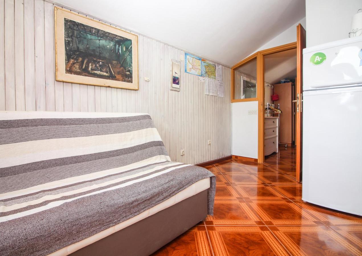 Apartmani Toni Poce Primosten Exterior photo